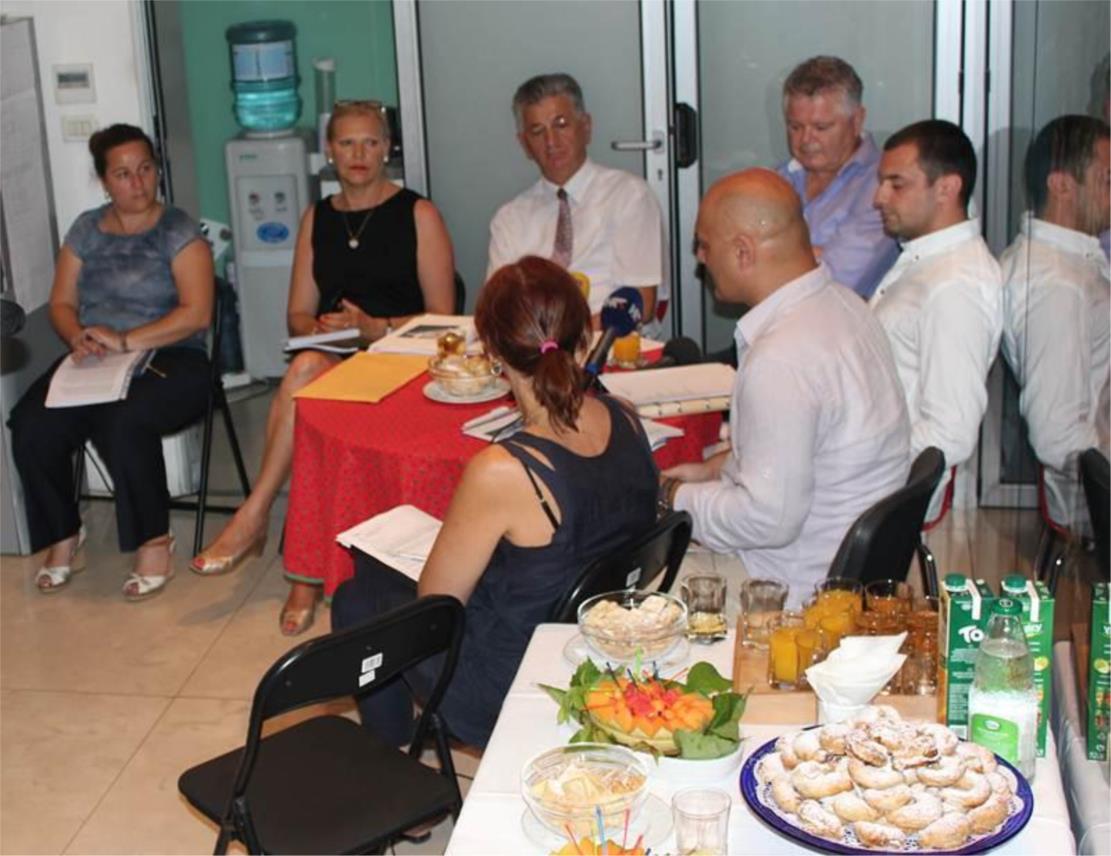 Vlahušić se družio ss novinarima u Turističkoj zajednici 0
