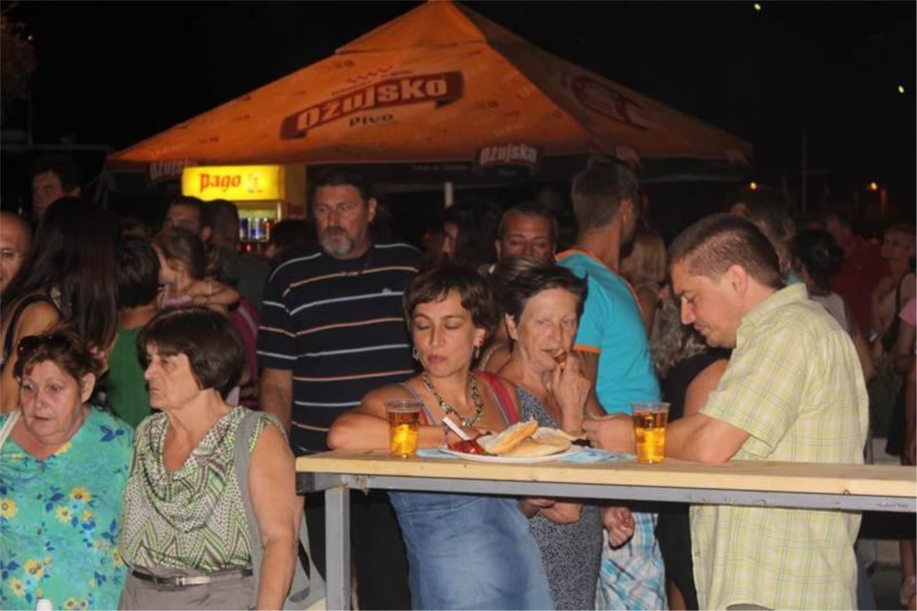Gruška noć 0