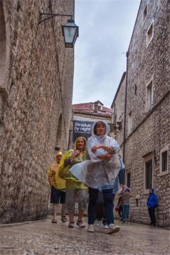 KIŠA DUBROVNIK 0