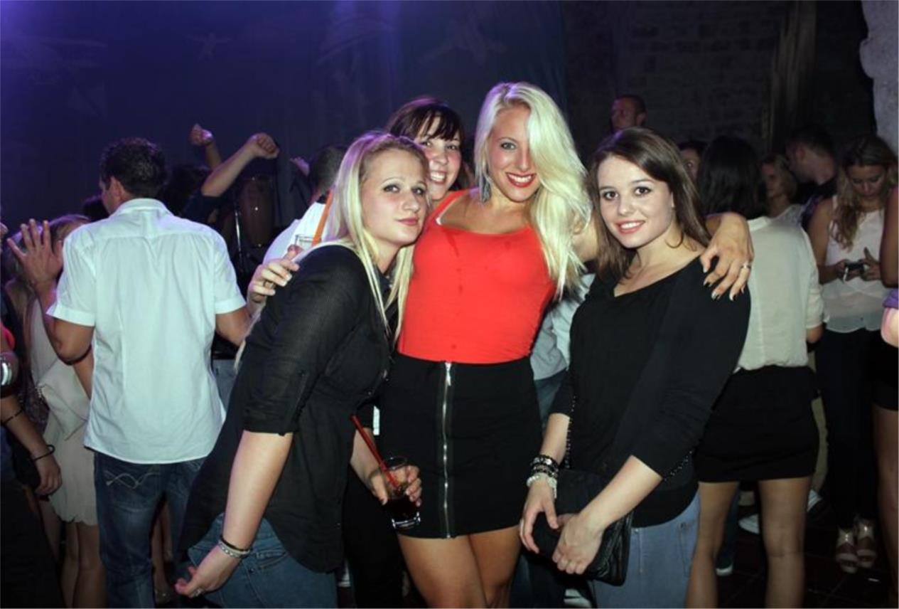 Alexandra Stan Revelin 0