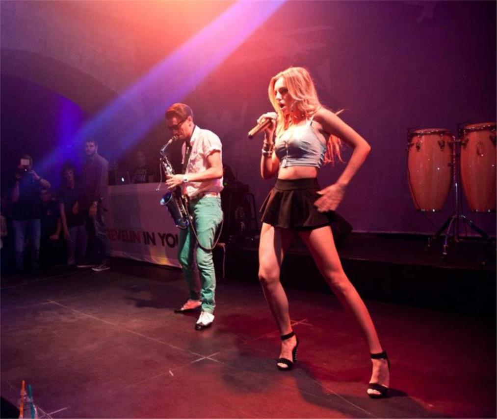 Alexandra Stan 0