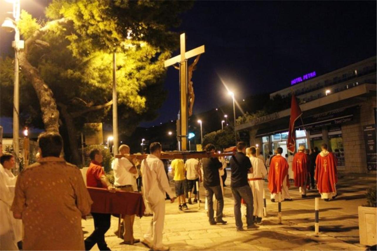 Procesija 0