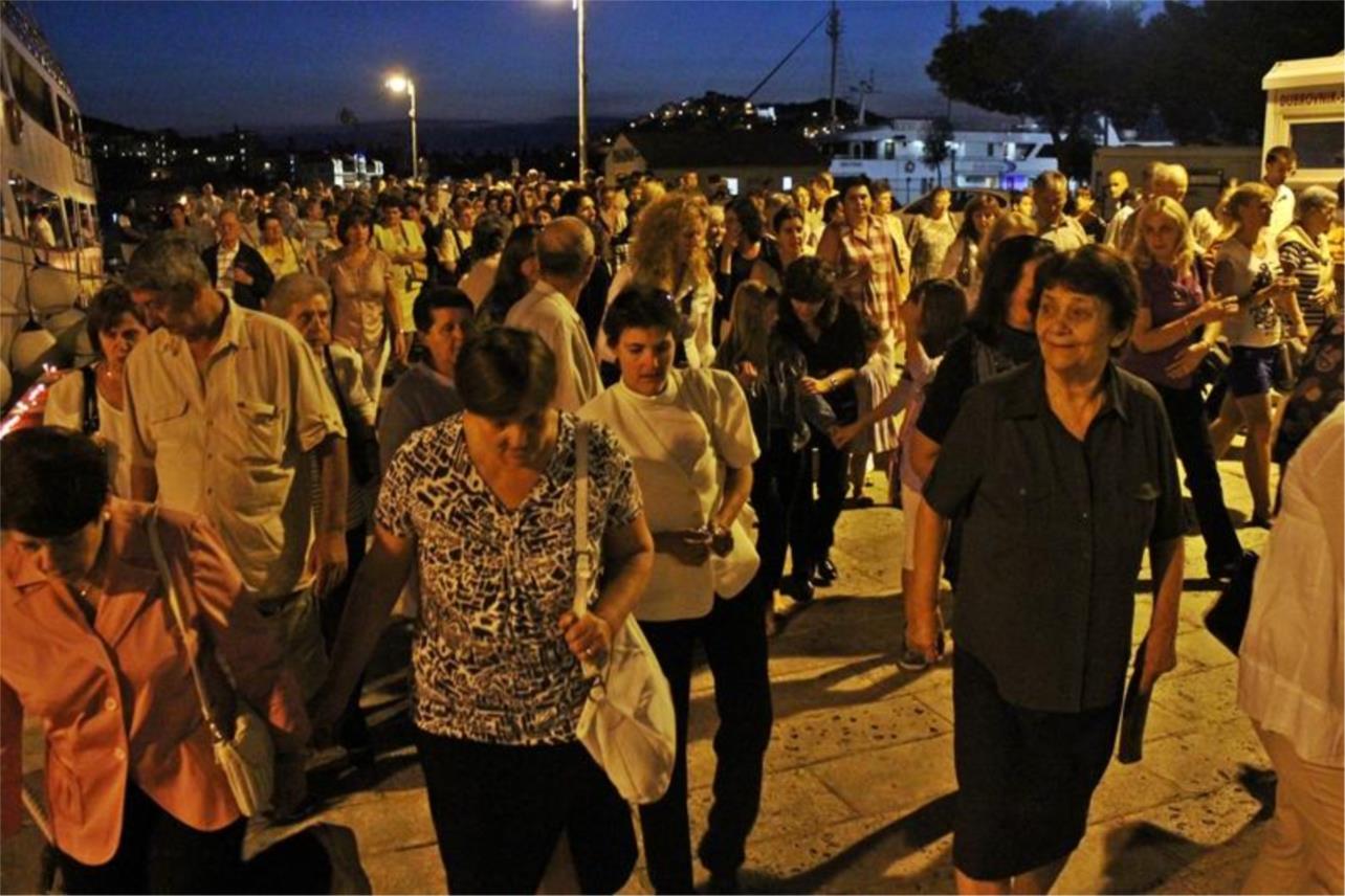 Procesija 0