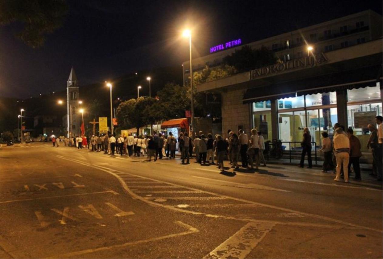 Procesija 0