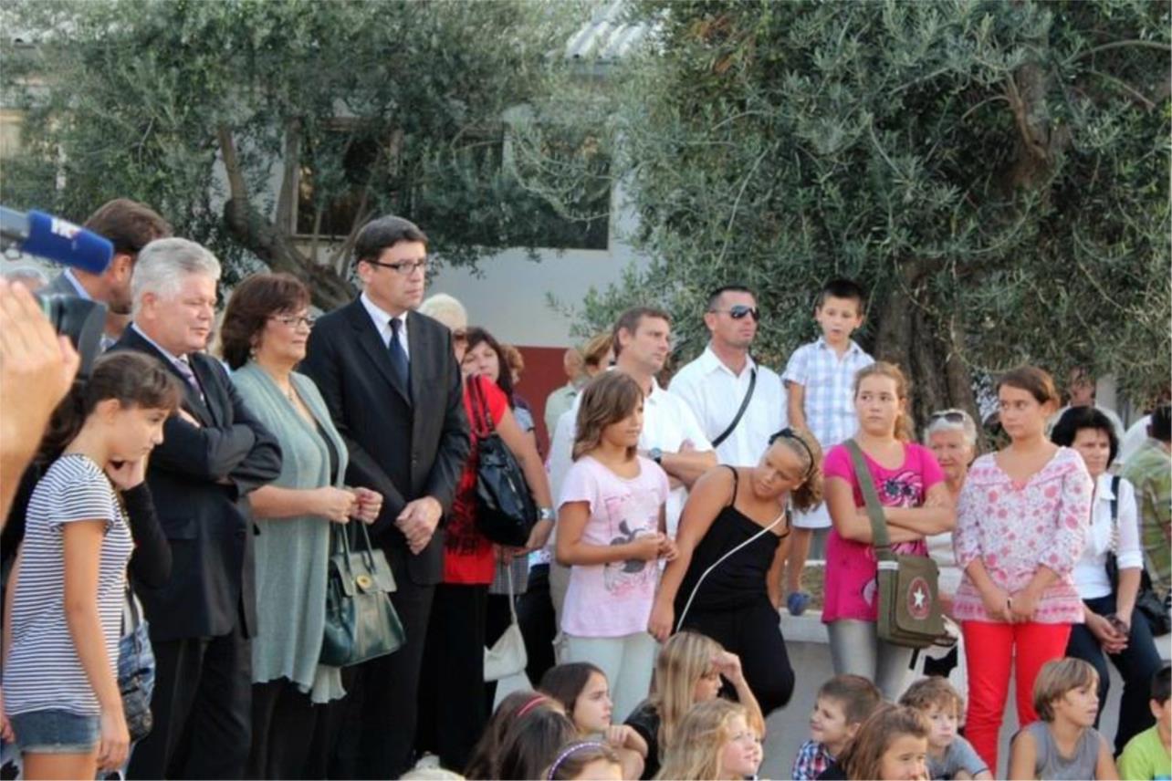 Ministar Jovanović u obilasku OŠ Marina Držića 0