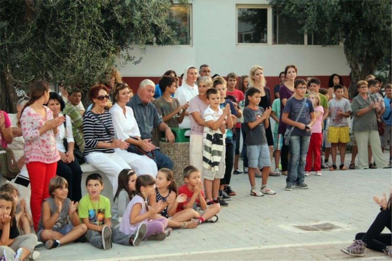 Ministar Jovanović u obilasku OŠ Marina Držića 0