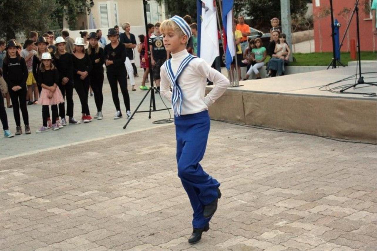 Ministar Jovanović u obilasku OŠ Marina Držića 0