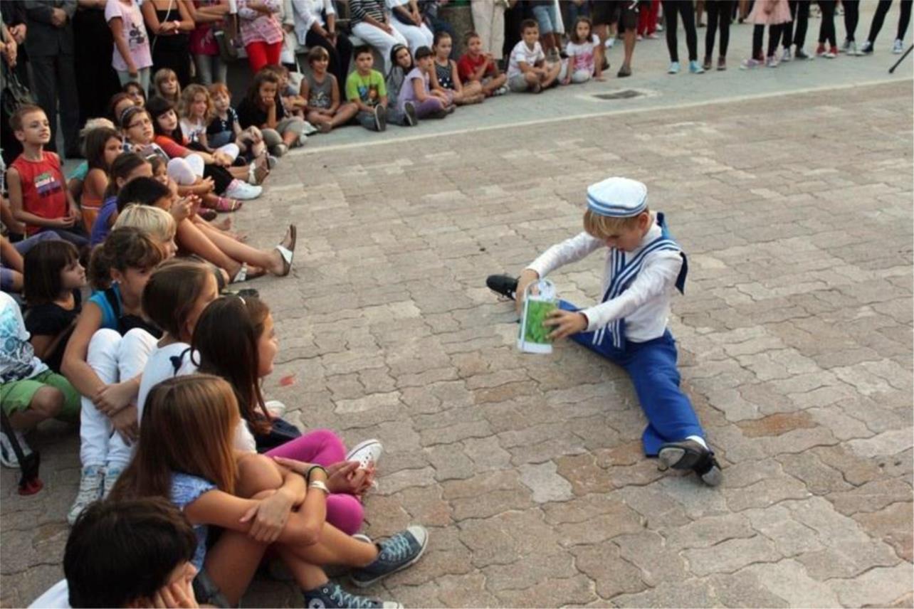 Ministar Jovanović u obilasku OŠ Marina Držića 0