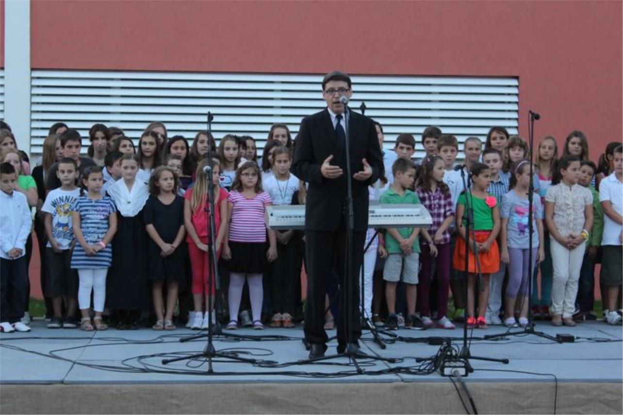 Ministar Jovanović u obilasku OŠ Marina Držića 0