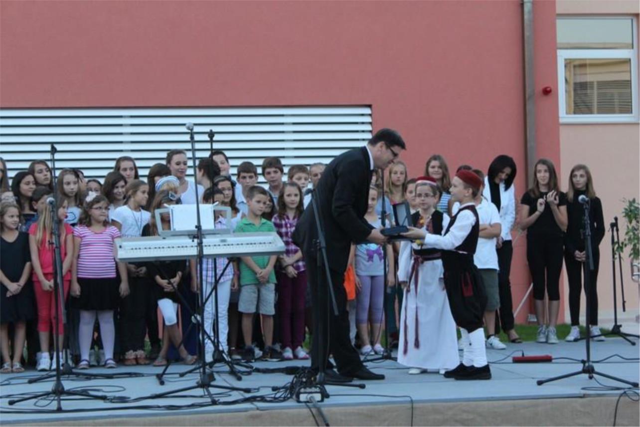 Ministar Jovanović u obilasku OŠ Marina Držića 0