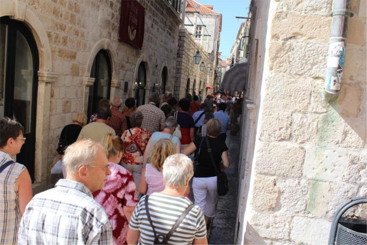 Gužva turisti  0