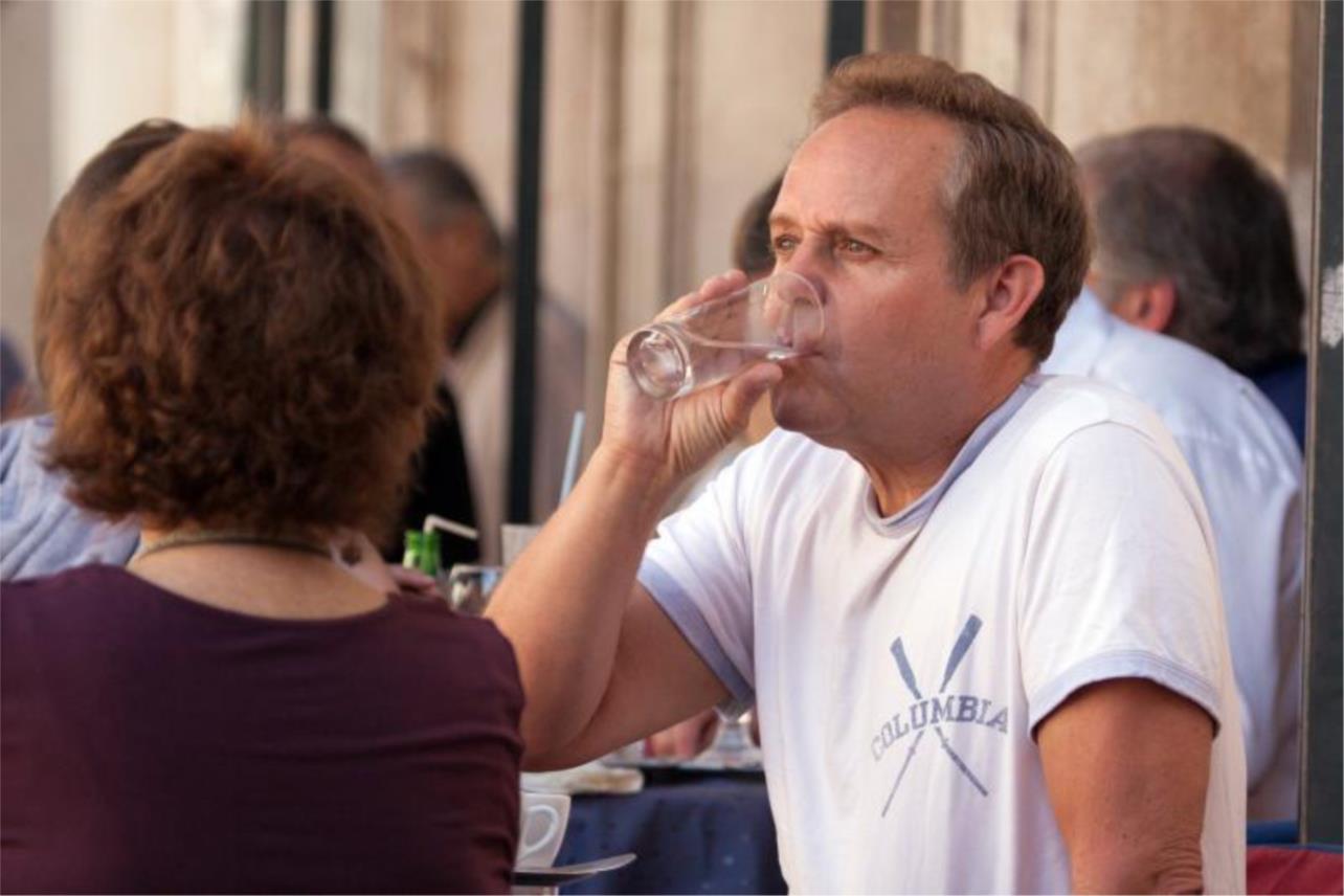 Peter MacNicol 0