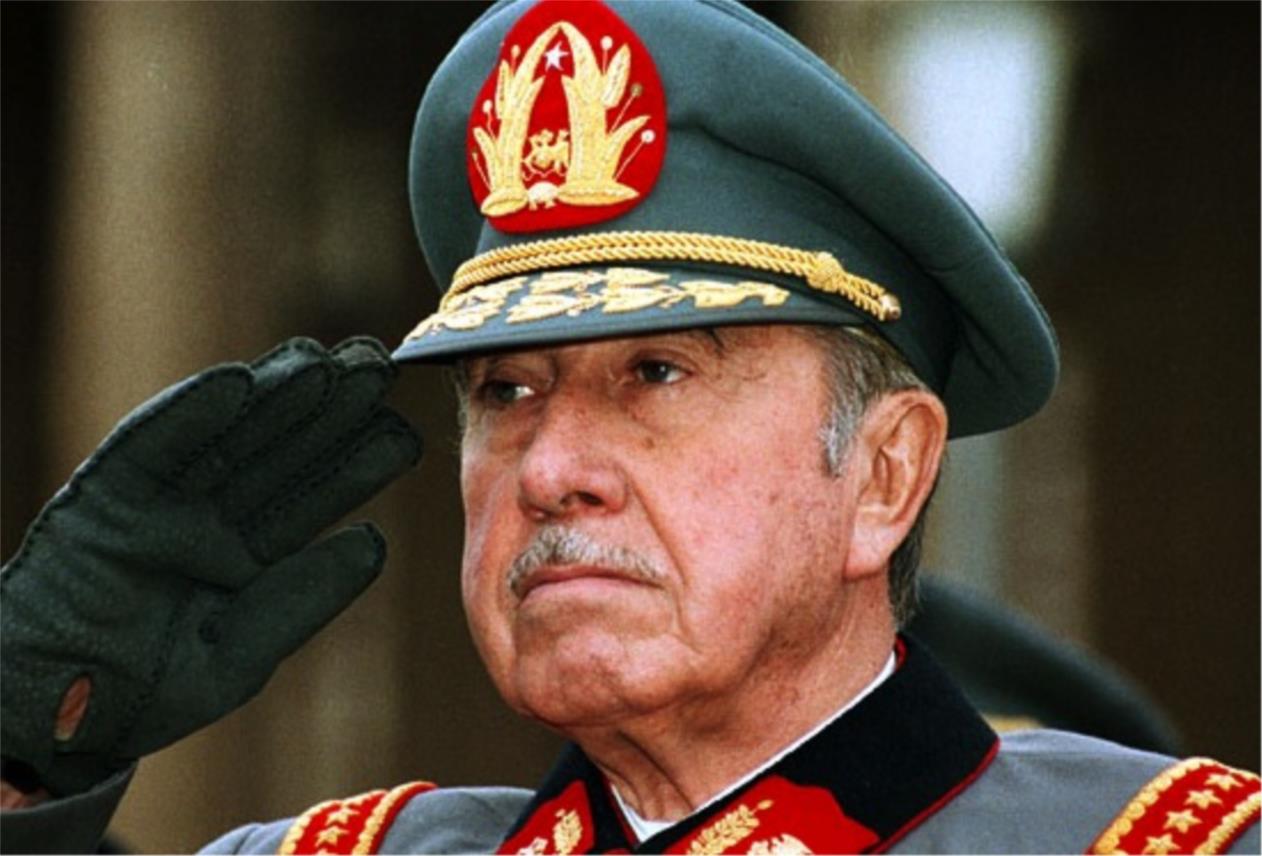 pinochet_2.jpg