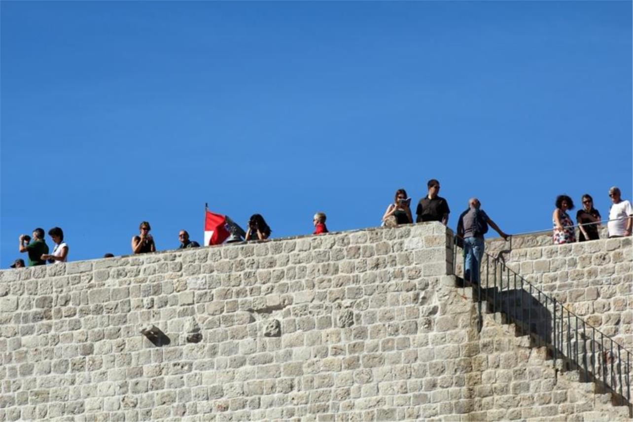 VEDRI LISTOPAD LIBERTAS TURISTI 0