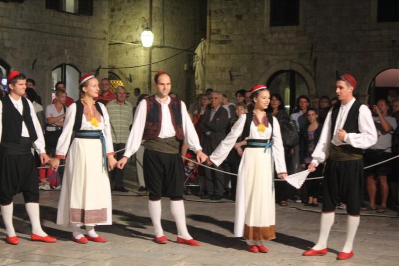 TRAGOM BAŠTINE I OBIČAJA DUBROVAČKO-NERETVANSKE ŽUPANIJE 0