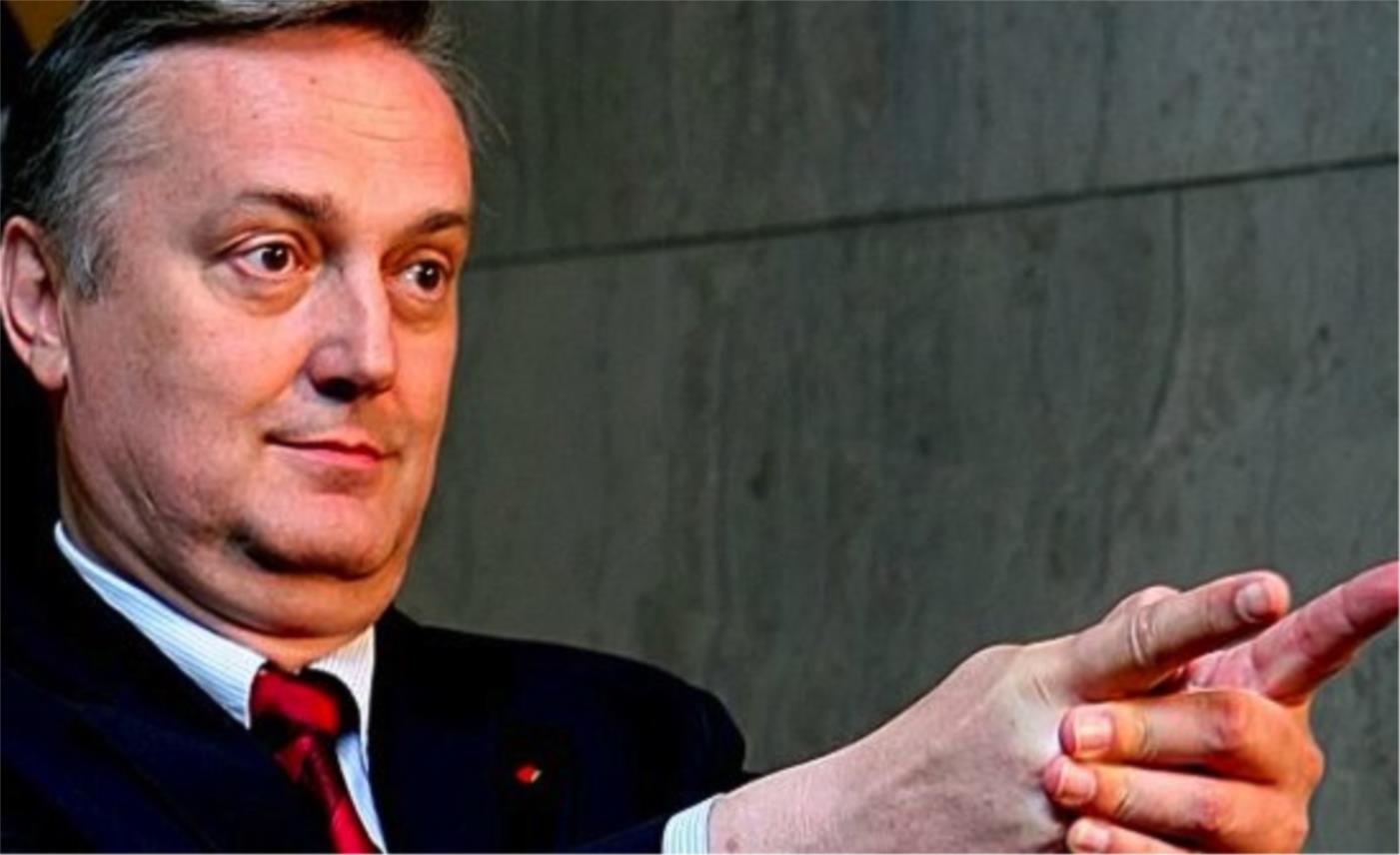 zlatko_lagumdzija_freeze_foto_arhiv_700x440_.jpg