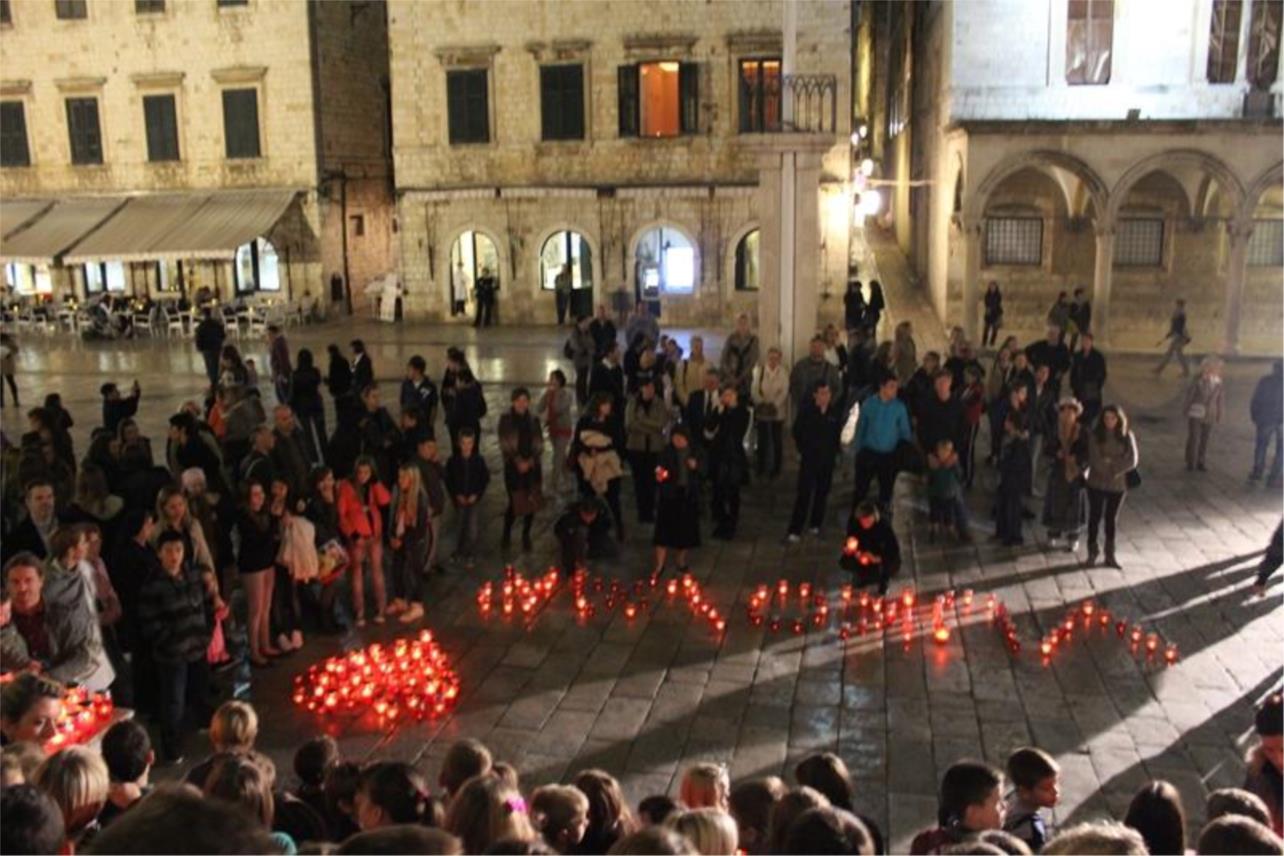 Dubrovnik uz Vukovar 0
