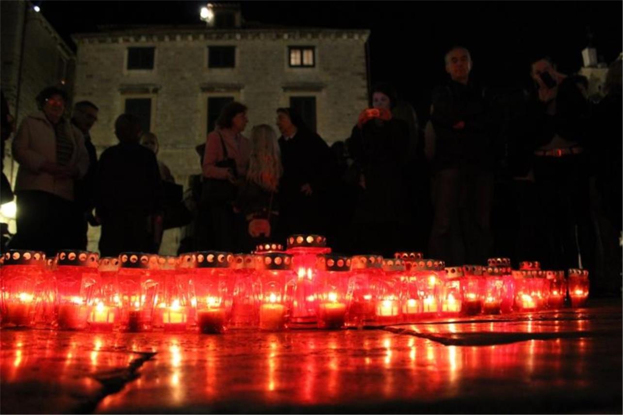 Dubrovnik uz Vukovar 0