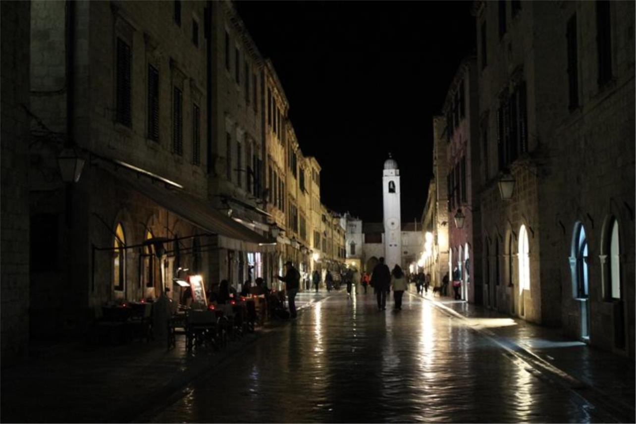 Dubrovnik uz Vukovar 0