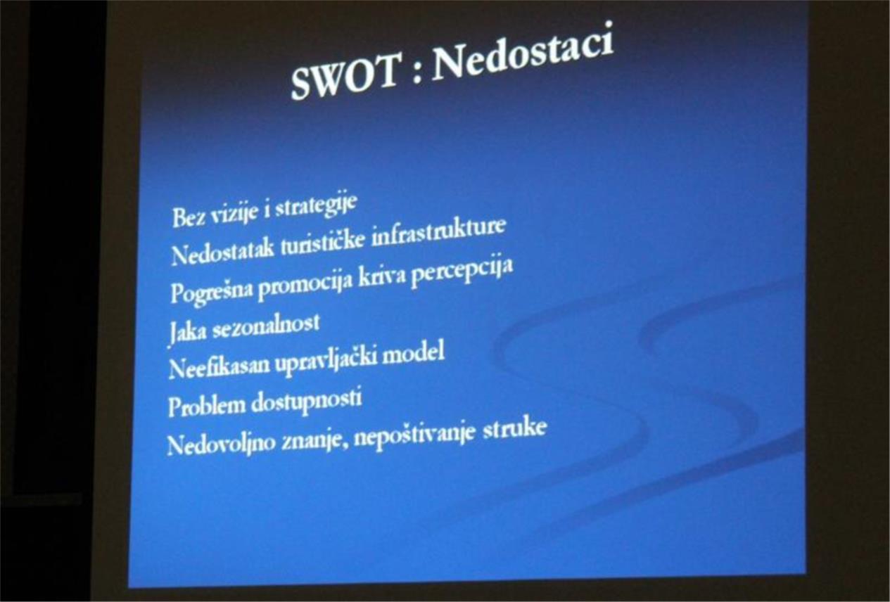 Okrugli stol Srđ je naš 01122012 0