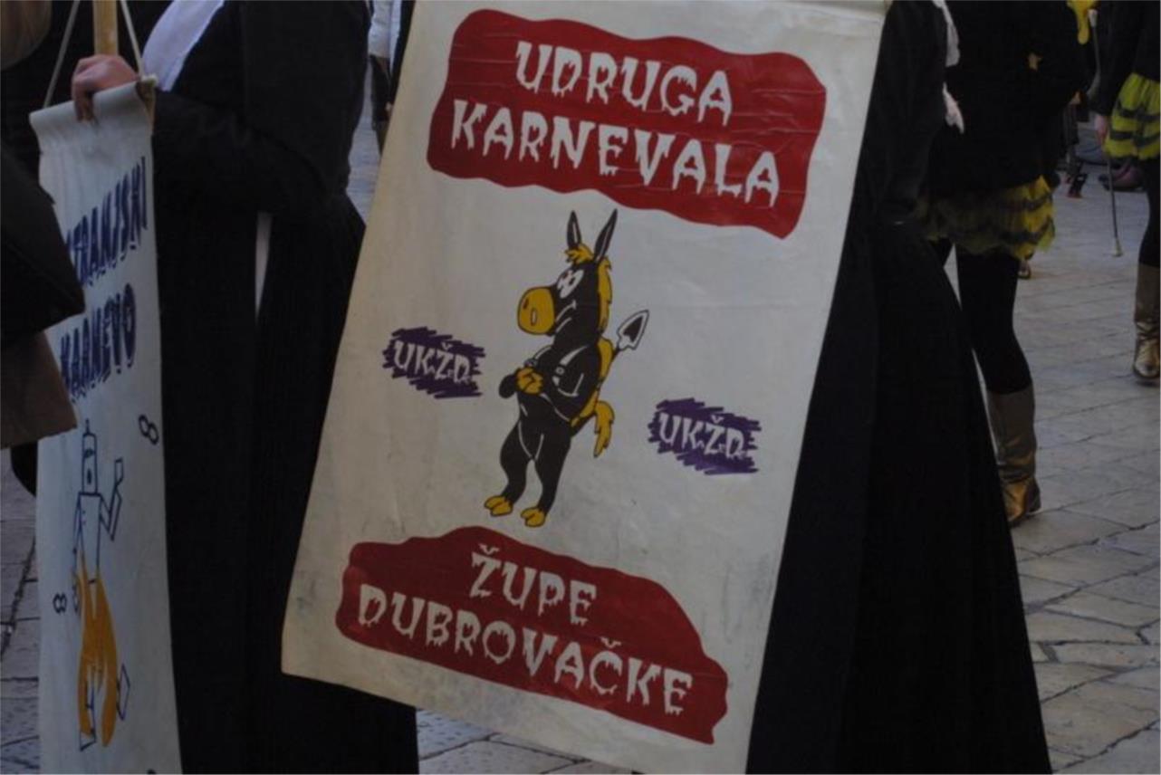 Župski karnevo na Stradunu 0