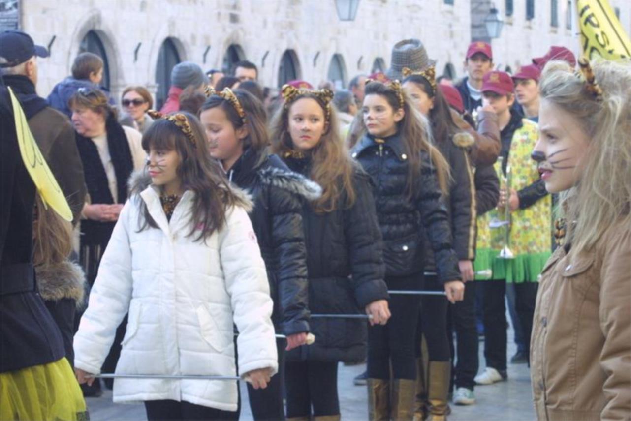 Župski karnevo na Stradunu 0