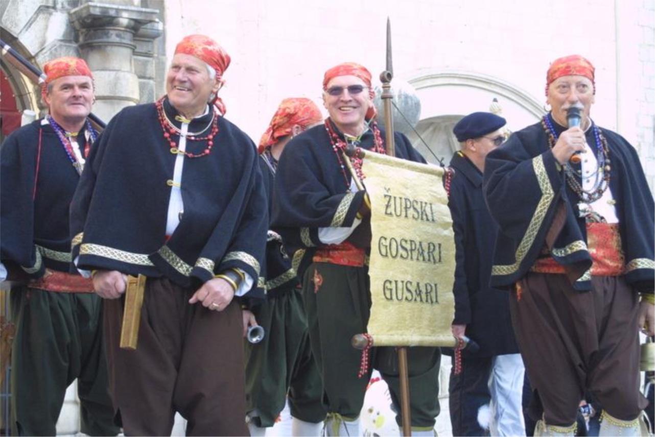 Župski karnevo na Stradunu 0