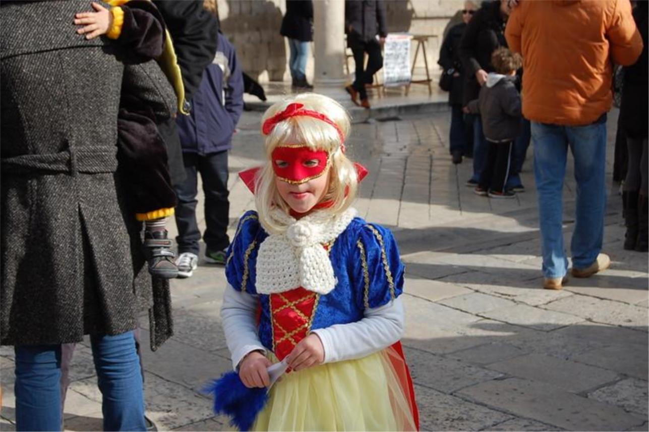 Albanski cirkus 0