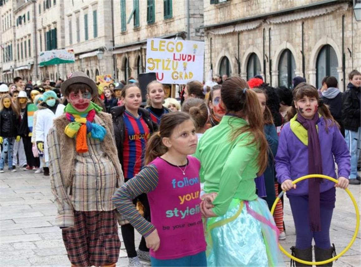 Maškare Stradun 0