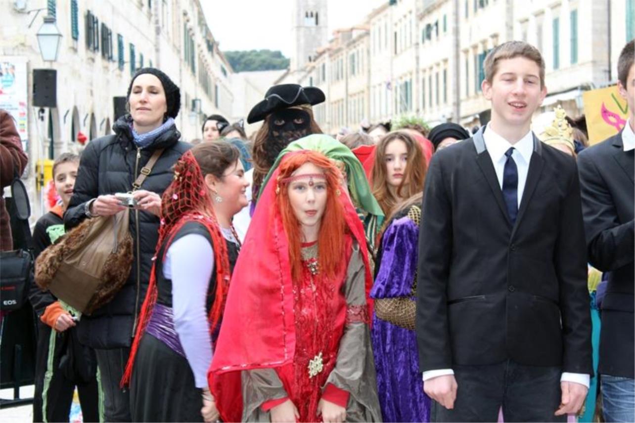 Maškare Stradun 0