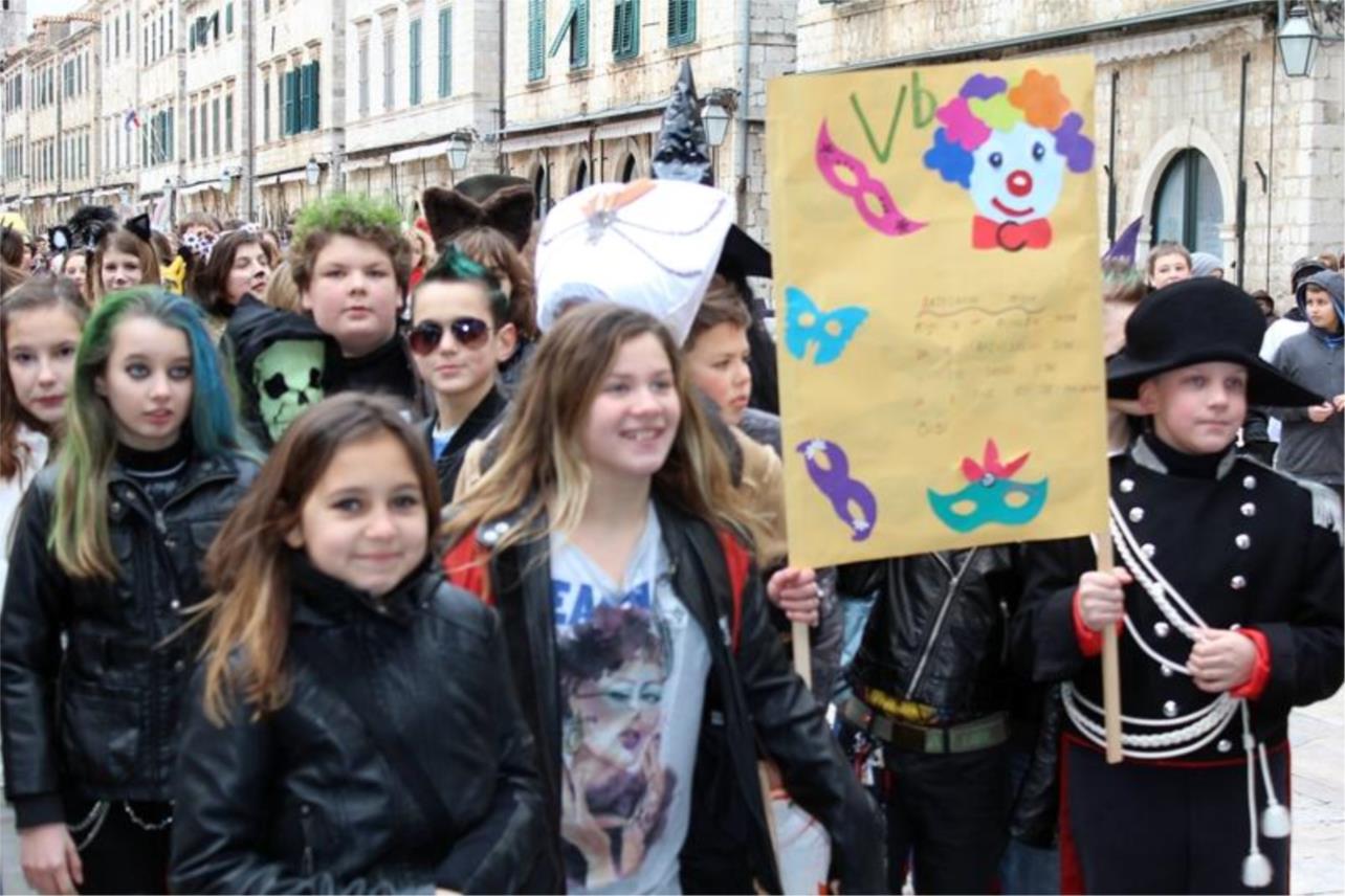 Maškare Stradun 0