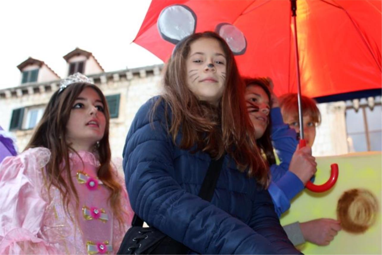 Maškare Stradun 0