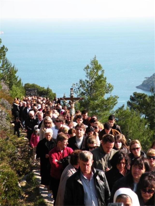 Križni put na Srđ  0