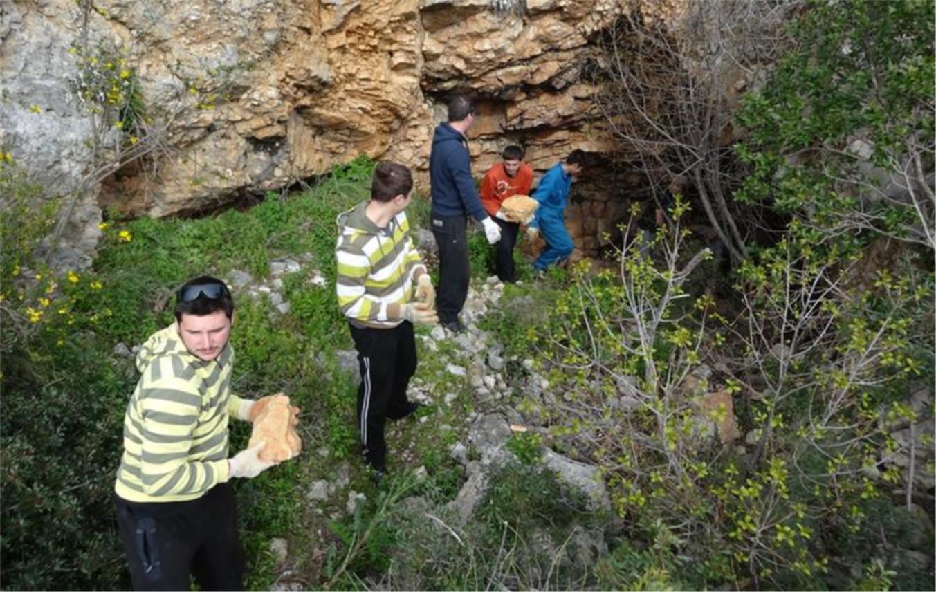 Orsula ciscenje smeca 0