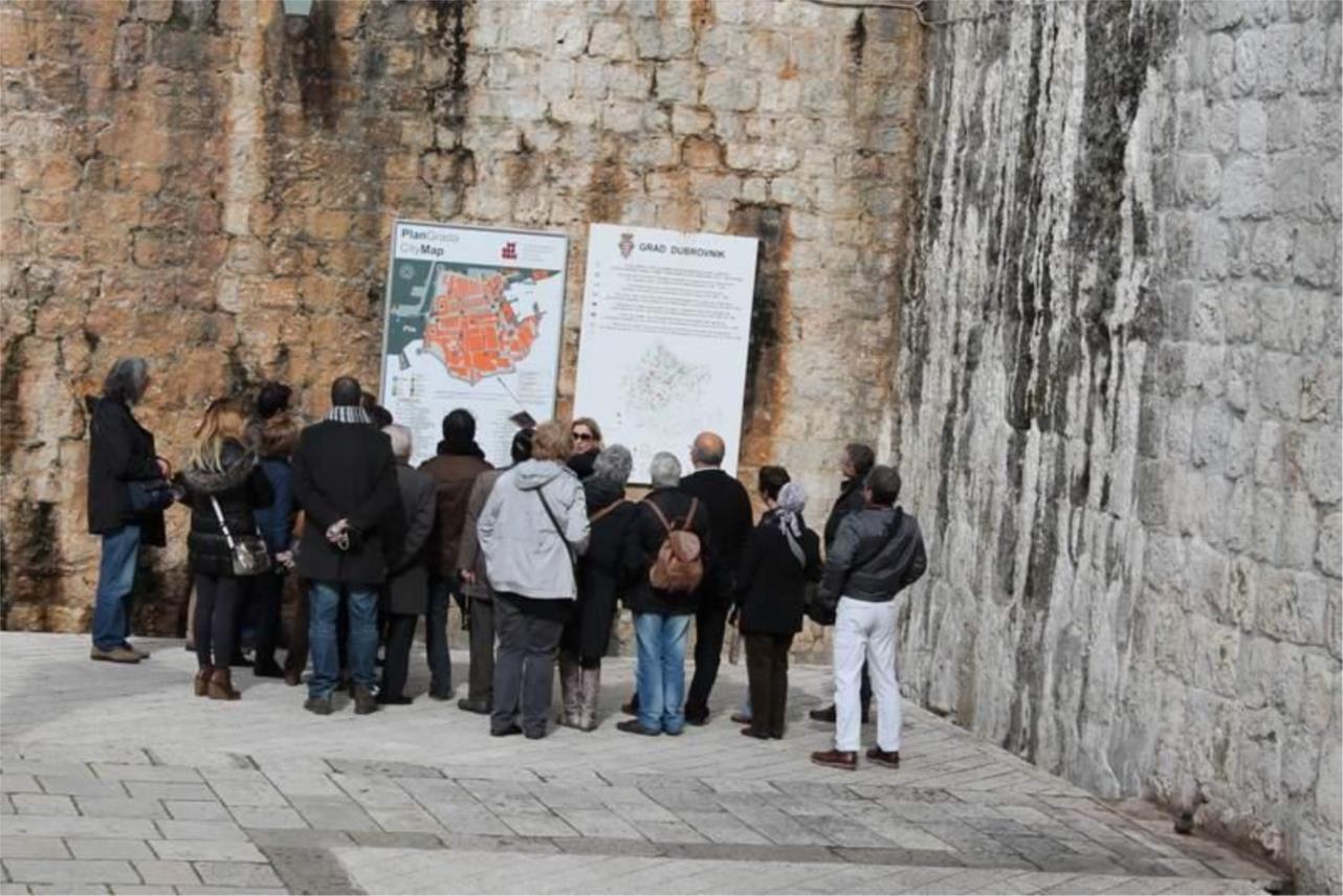 Stradun turisti 0