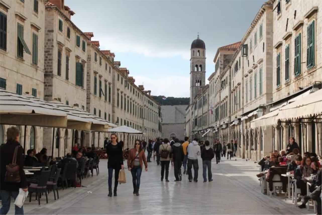 Stradun turisti 0