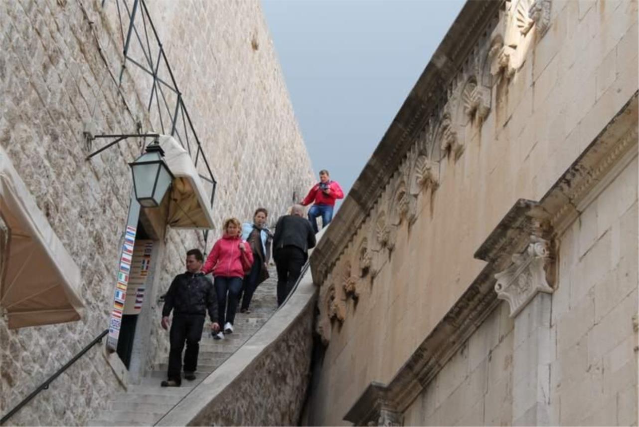Stradun turisti 0