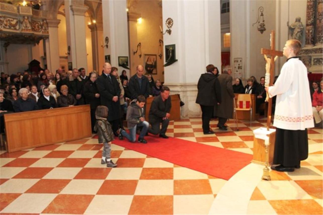 Veliki petak dubrovacka katedrala 0