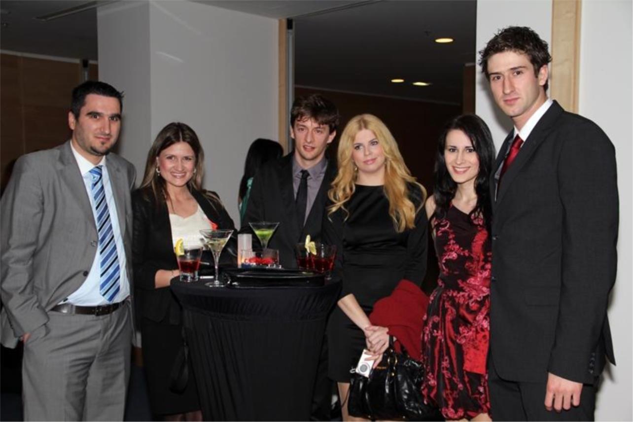 Jugov bal  0