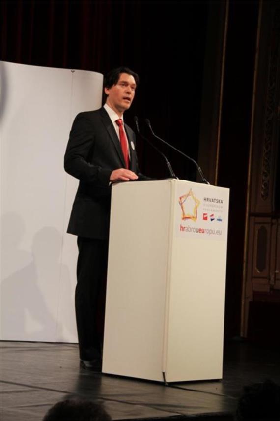 PREDIZBORNI SKUP SDP-a, HNS-a i HSU-u 0