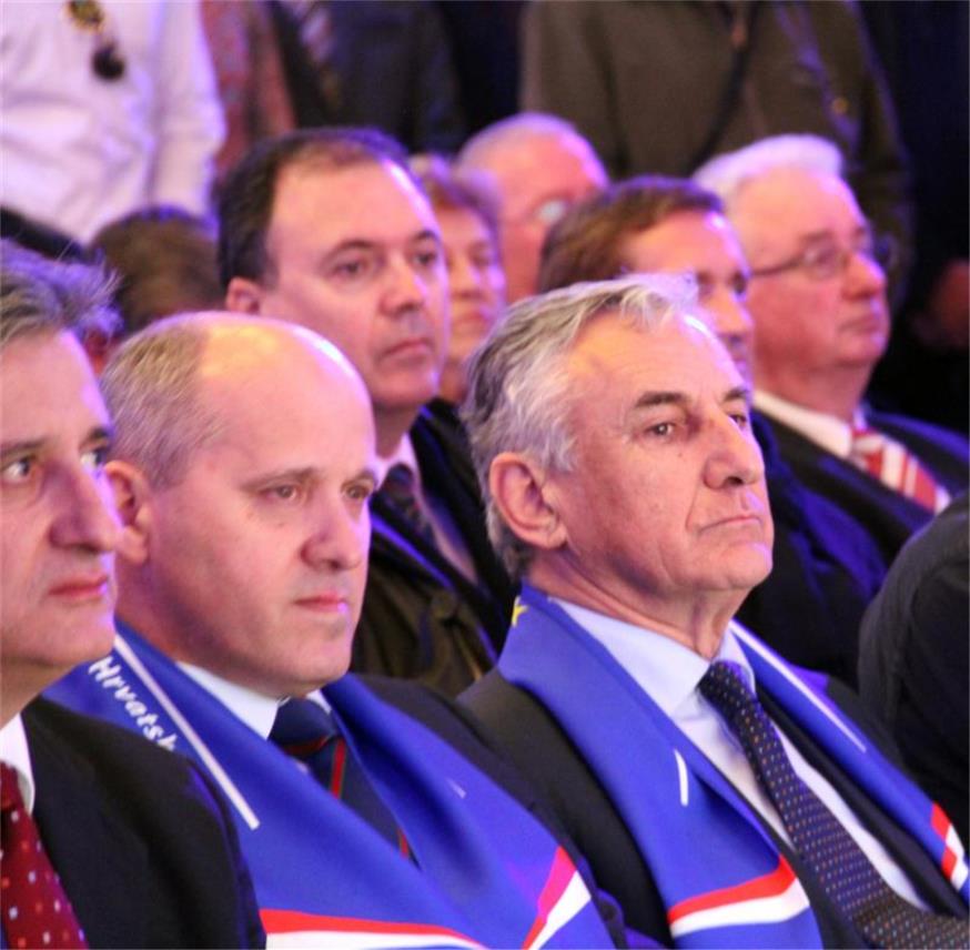 HDZ Revelin  0