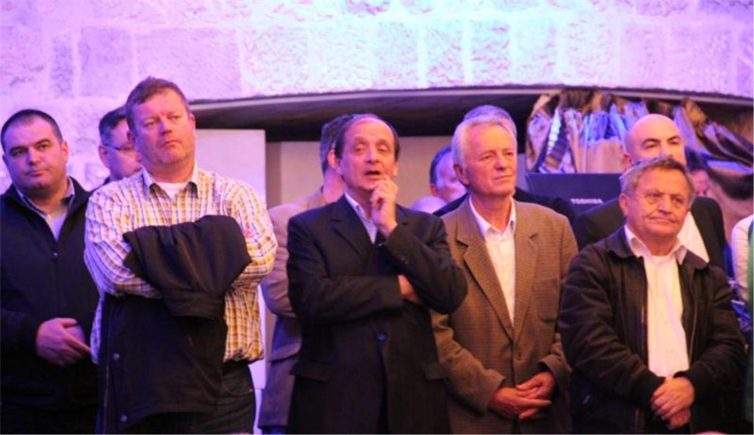 HDZ Revelin  0