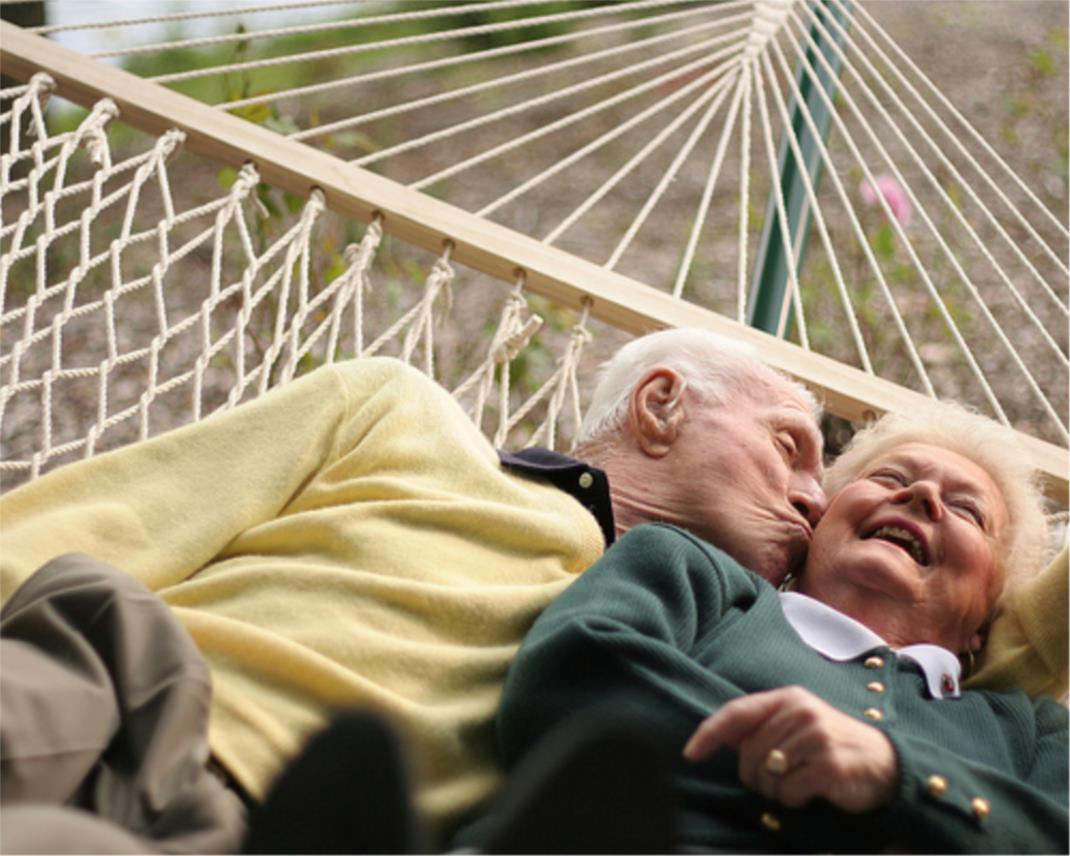 starost_velika_Old-Happy-Couple.jpg