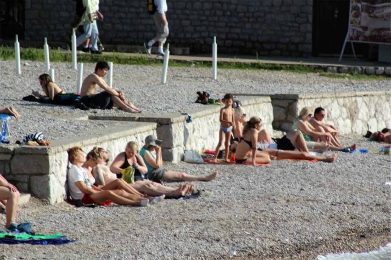 Uvala Lapad kupači  0