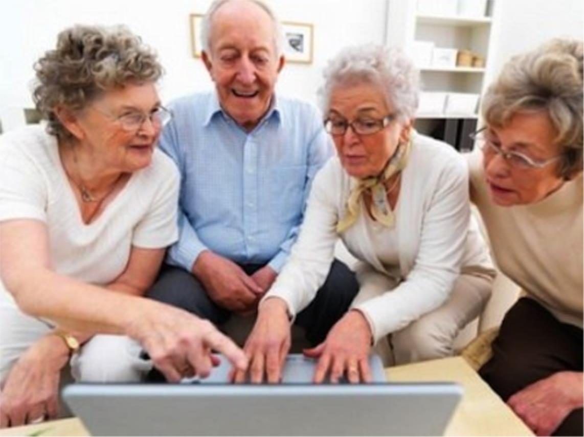 stariji_ljudi_laptop.jpg
