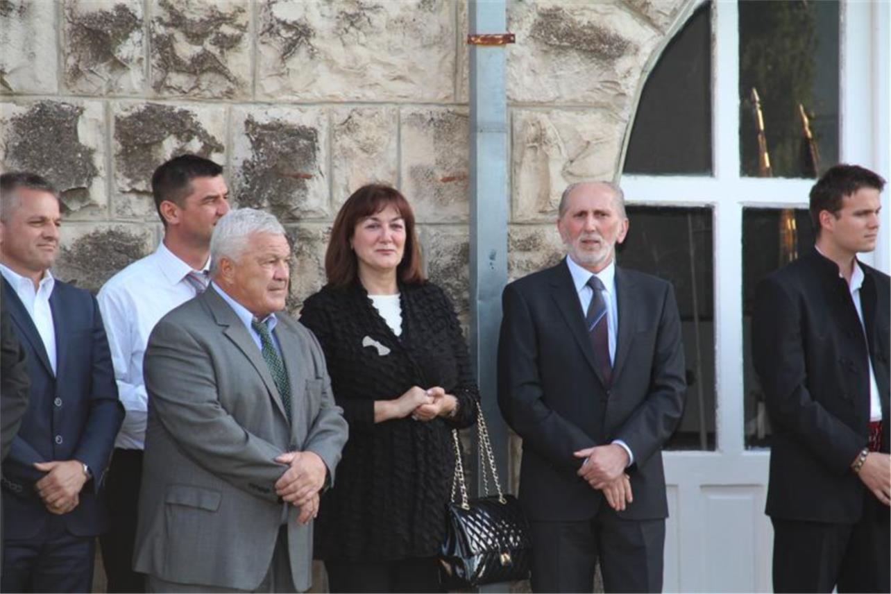 Spomenik generalu Janku Bobetku 0