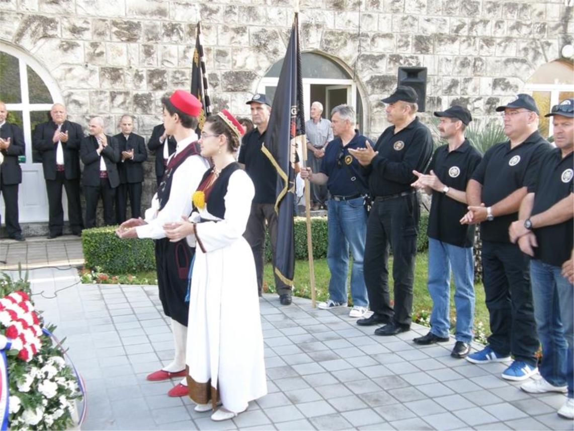 Spomenik generalu Janku Bobetku 0