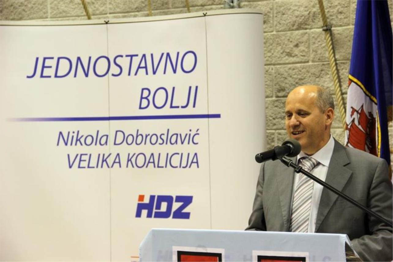 HDZ Slano  0