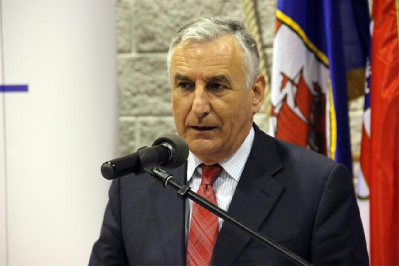 HDZ Slano  0