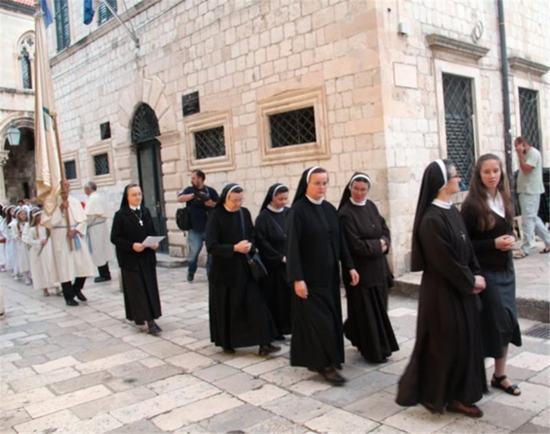 Tijelovo procesija  0